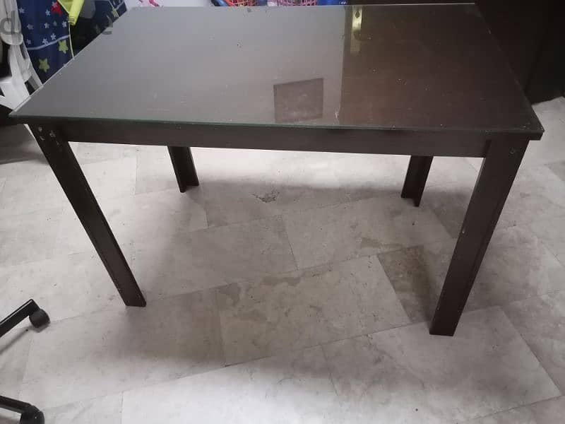 Dining Table with glass top 1
