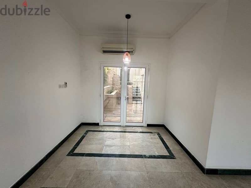 Amazing 6+1 BHK villa for rent in MSQ 14