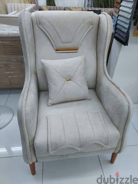 special offer new 4th seater sofa 160 rial 3