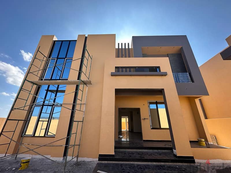 4 BR Villa with Private Pool For Sale in Barka 1