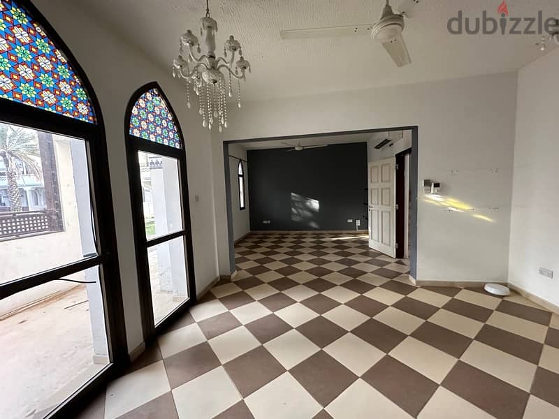 cozy 3bhk villa for reny in shatti al qourum 3