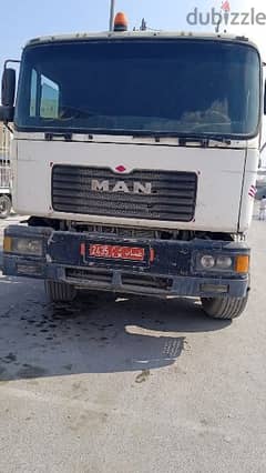 For sale: Man Trailer Head, Model 2000, for heavy weights