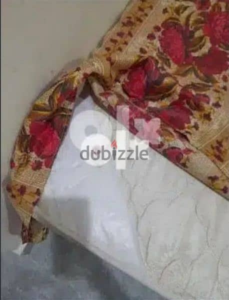 bed argent sell good condition 1