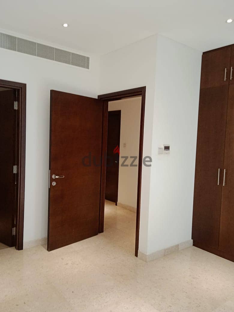 1 BHK FLAT FOR RENT in Muscat Hills, Oxygen Building. 3