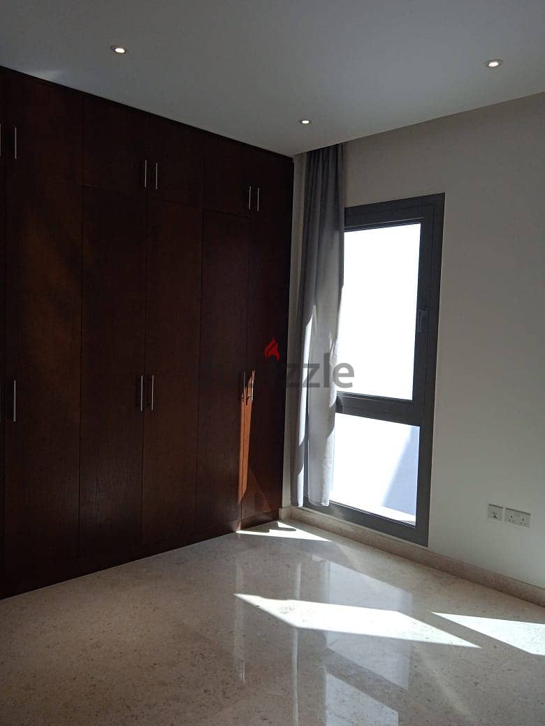 1 BHK FLAT FOR RENT in Muscat Hills, Oxygen Building. 4