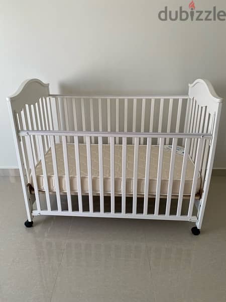 Juniors Charlotte Height Adjustable Baby Crib with Mattress 5