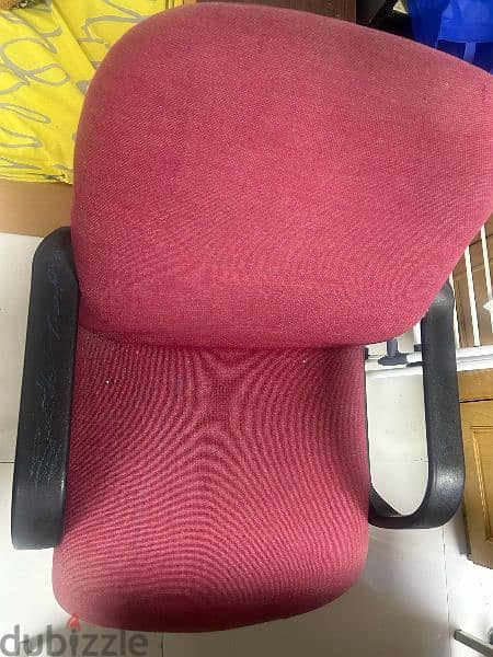 2 pcs chair good condition, comfortable 3