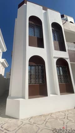 2AK5-Elegant 3+1 Bedroom flats for rent in Ghobra near Sultan Qaboos