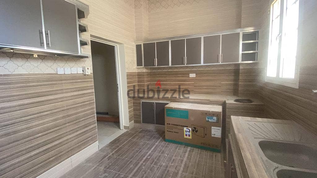 2AK5-Elegant 3+1 Bedroom flats for rent in Ghobra near Sultan Qaboos 7