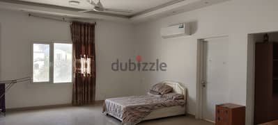 best Clean villa room, big comfort, indivadual bathroom, Al hail north