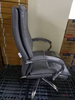 OFFICE CHAIR OMR 15.000. MOB - 92179465