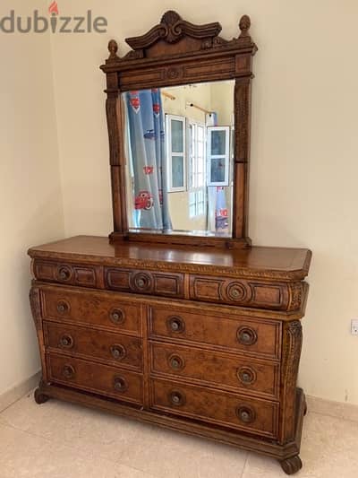 Dressing Table With Mirror (High Quality)