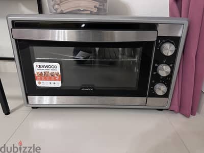 kenmwood electric oven 70ltrs - mint condition