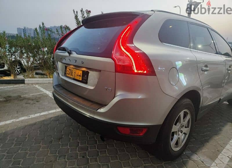 Volvo xc 60 2012 model 2000cc 3