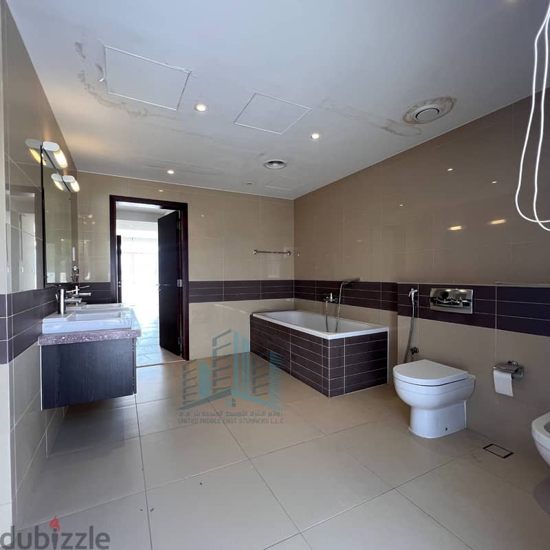 BEAUTIFUL & MODERN 3 BR TOWNHOUSE AVAILABLE FOR SALE IN AL MOUJ 5