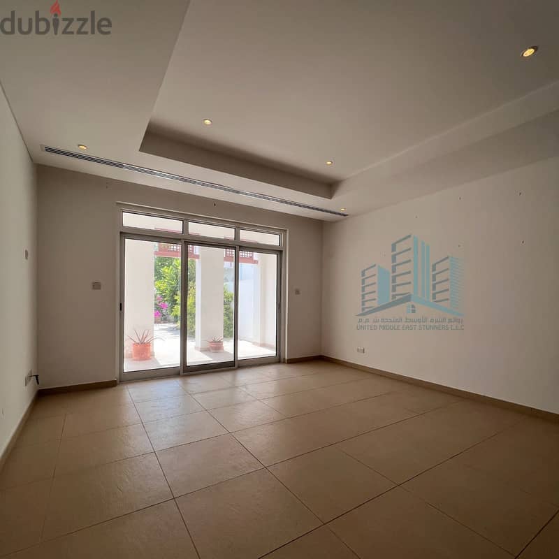 BEAUTIFUL & MODERN 3 BR TOWNHOUSE AVAILABLE FOR SALE IN AL MOUJ 6