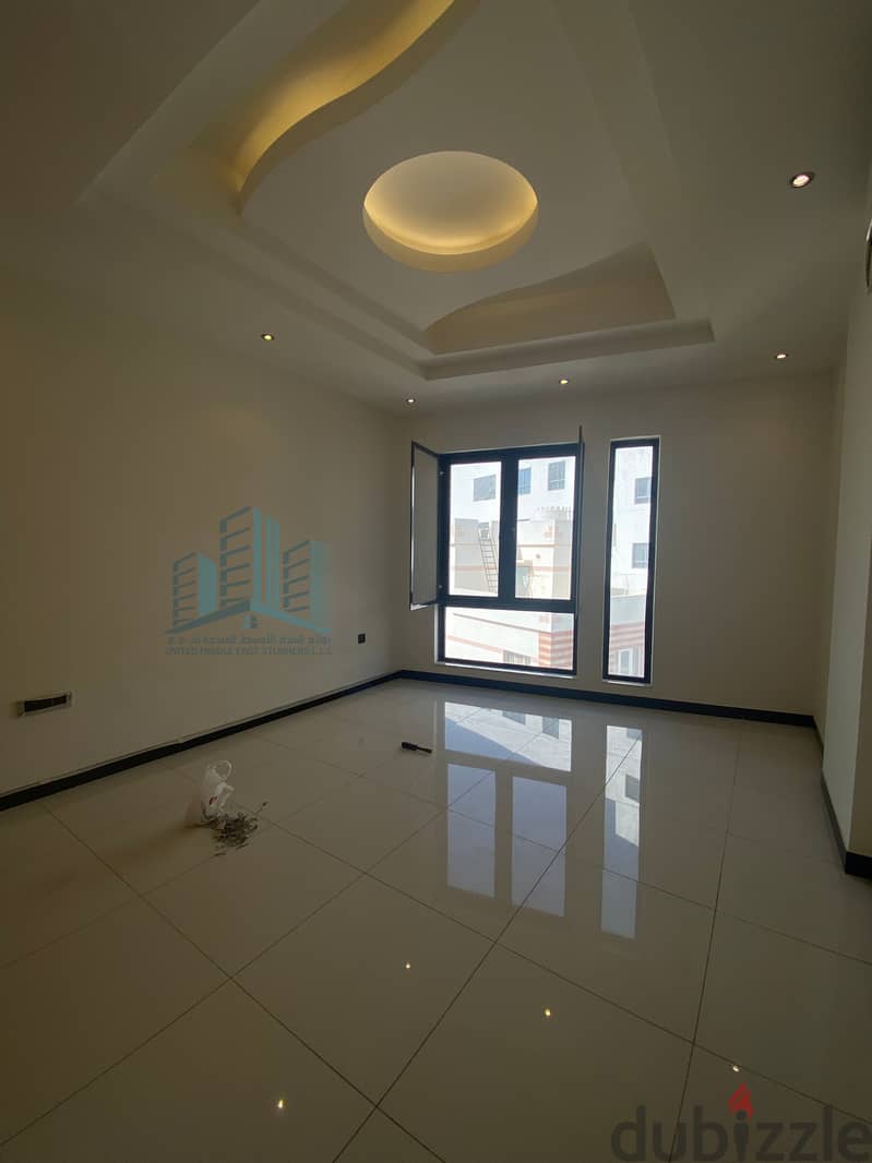 *ONE MONTH FREE*! Beautiful 2 BR Apartment in Qurum 1