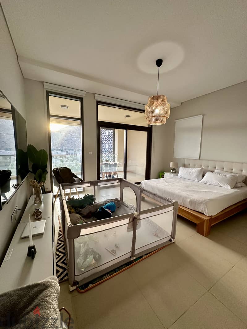 Premium 2 bedroom sea view apartment in Muscat Bay 1