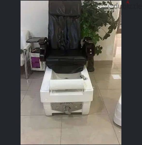 Olx pedicure deals chair