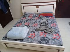 Room and bed space Available