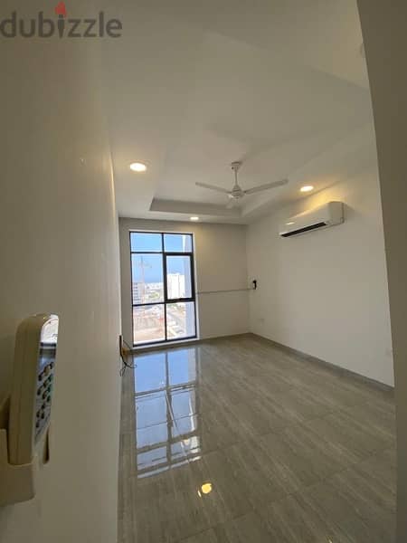 luxury 2 bhk in mq  very clean 12