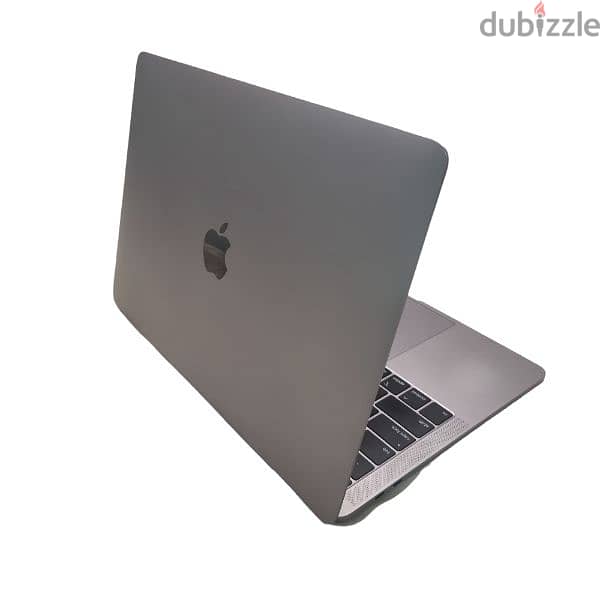 MacBook Pro 2019 with touch bar, in Excellent condition 1