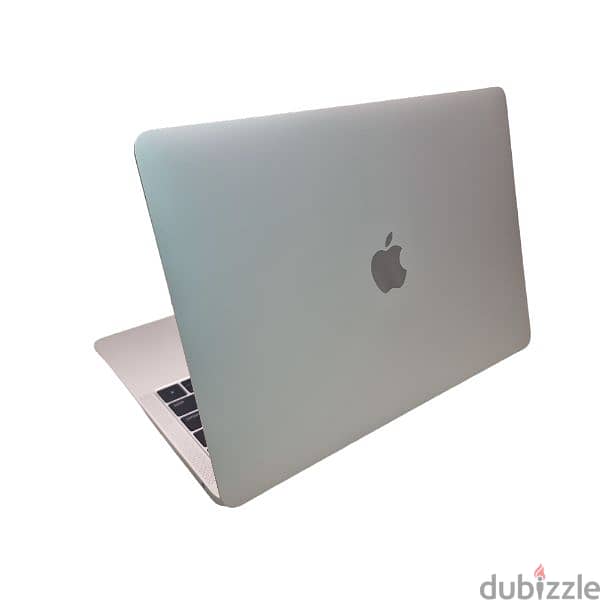 MacBook Air 2018 used but looks as New! 2