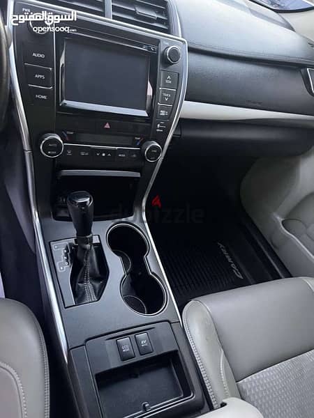 Camry hybrid 2015 No1 sunroof 5