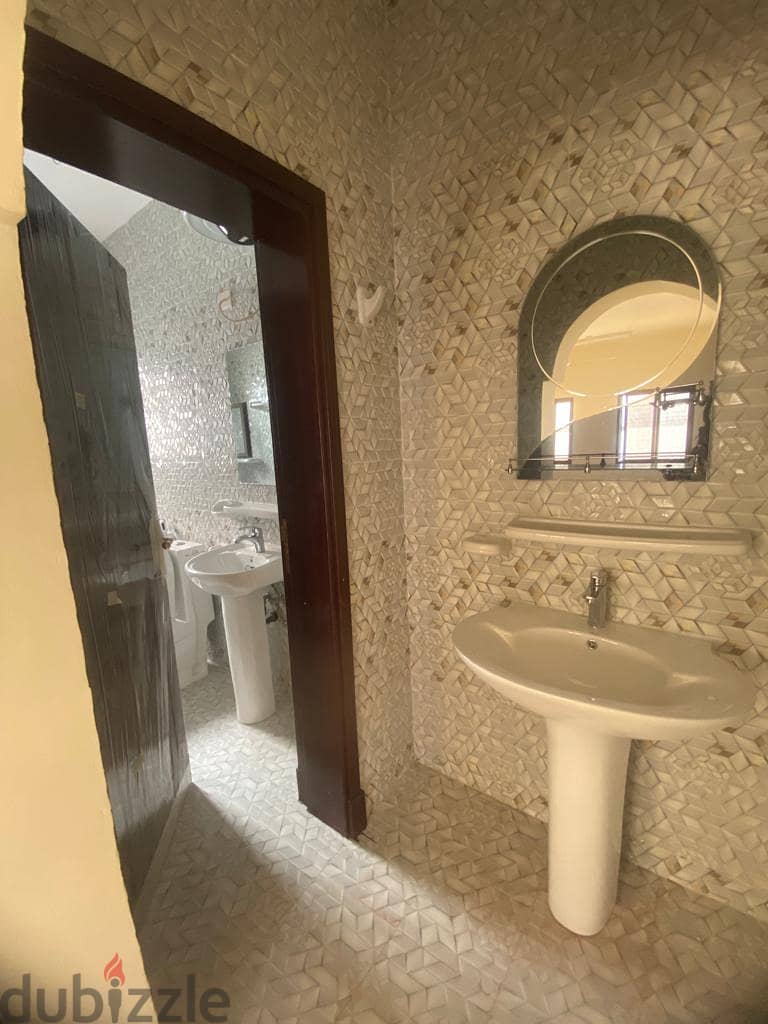 2AK5-Elegant 3+1 Bedroom flats for rent in Ghobra near Sultan Qaboos S 11