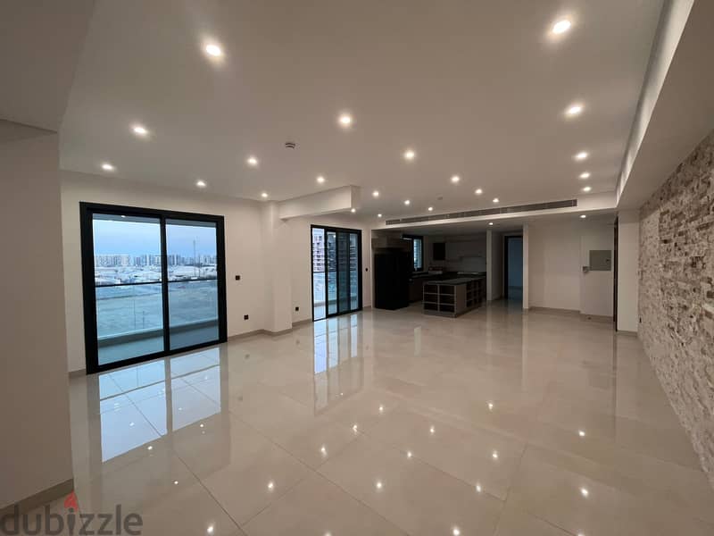 3 BR Spacious Apartment in Lagoon Residences for Rent 1