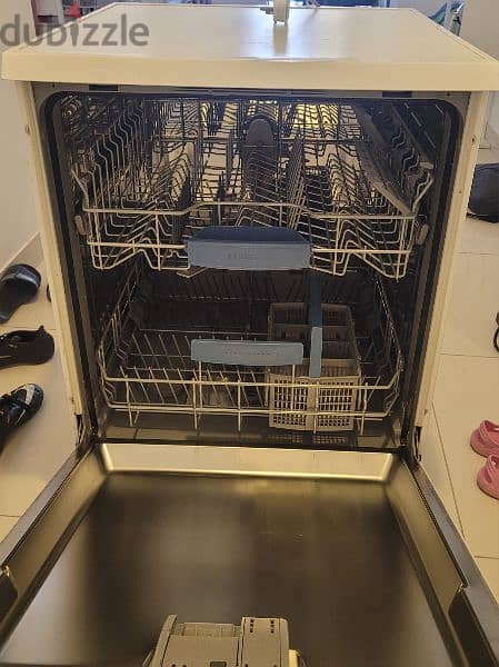 Used Dishwasher Bosch 14 places 0