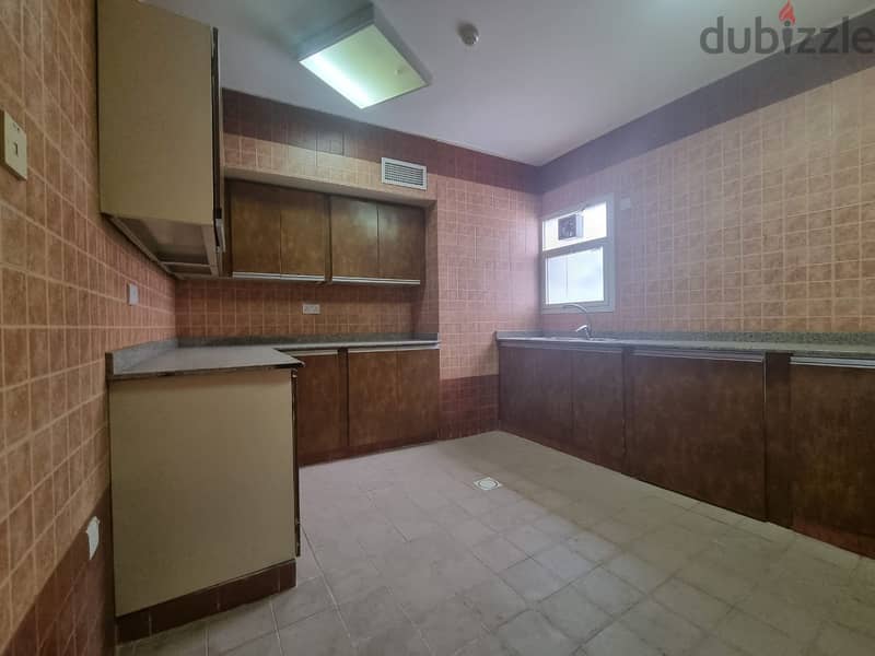 3 BR + Maid’s Room Flat in Muscat Oasis 6