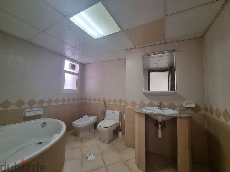 3 BR + Maid’s Room Flat in Muscat Oasis 8