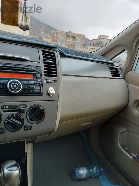 perfect condition tiida 2012 Oman car. 1.8 11