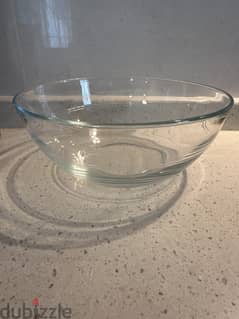Glass bowls @ 500 Baiza Each