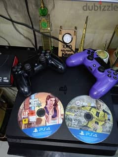 ps4 1 tb with 2 controllers and 2 games FIFA, gta used only for 2 days