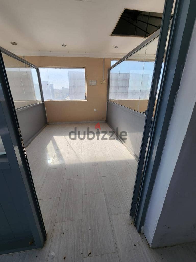 مكتب للإيجار ( صلالة ) office for rent ( salalah ) 2