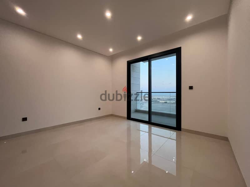 3 BR Spacious Apartment in Lagoon Residences for Sale 6