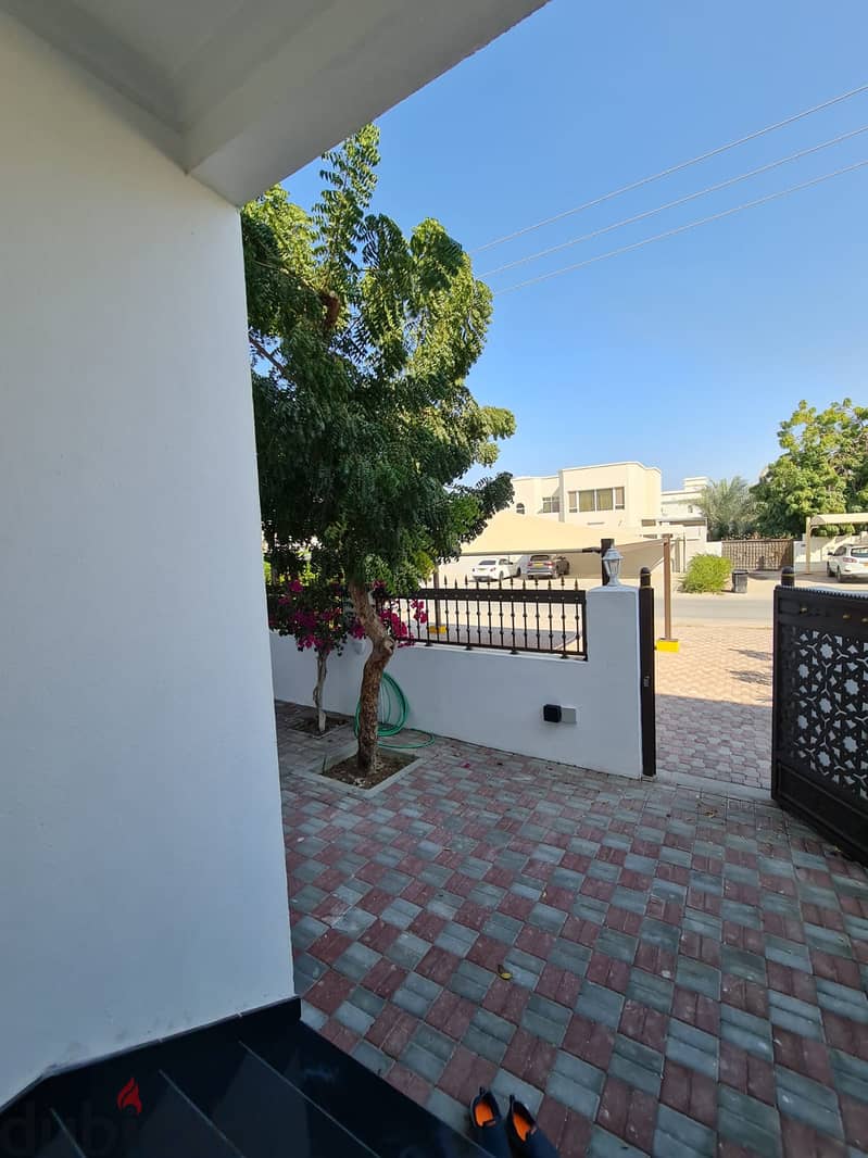 4 Bedroom Villa, 5 minutes’ walk to Seeb City Center Mall, Al Mawaleh 18