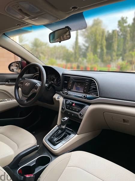 Hyundai Elantra  No 1  full option 2018 very clean Oman AGENCY 2000 cc 3