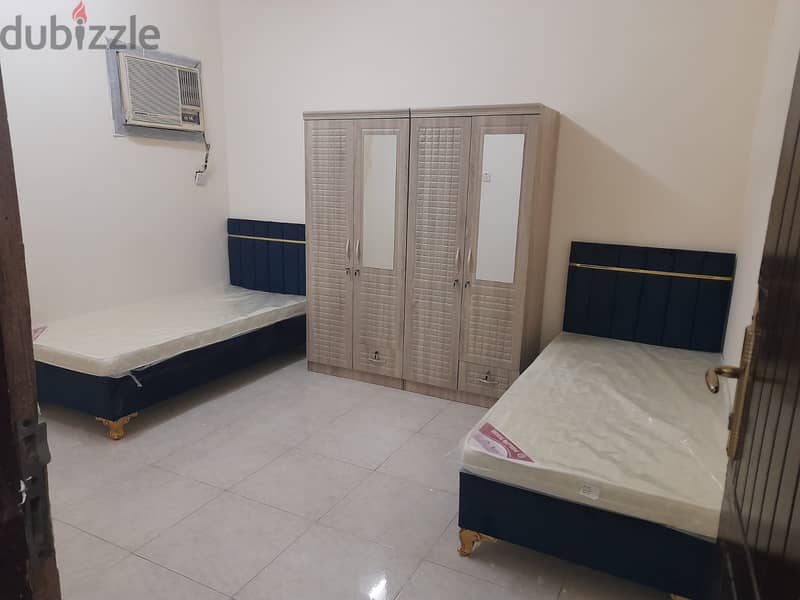 غرف للايجار بالخوض قريب السوق للأناث فقط room for rent for ladies 0