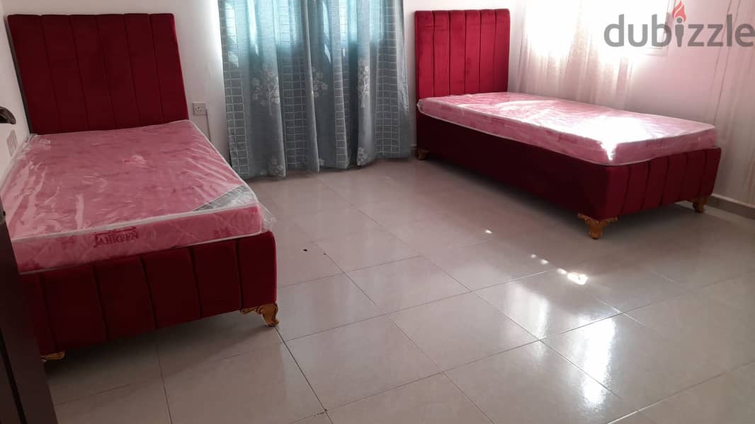 غرف للايجار بالخوض قريب السوق للأناث فقط room for rent for ladies 2