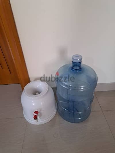 water bottle with dispenser