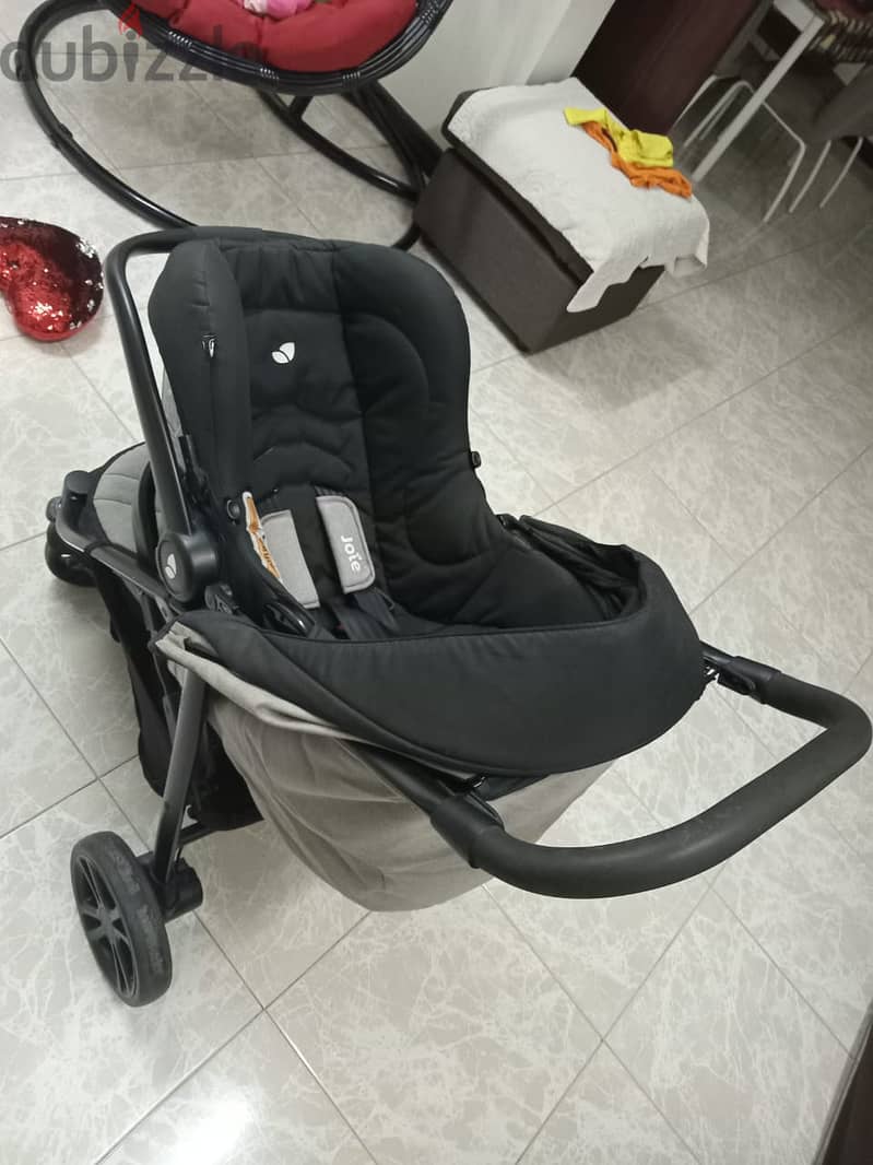 Joie Baby Stroller with full set along with car seat Big Discounted 1