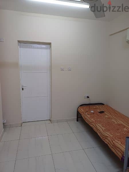 Bed space Available 45 OMR with electric,water,wifi included 2