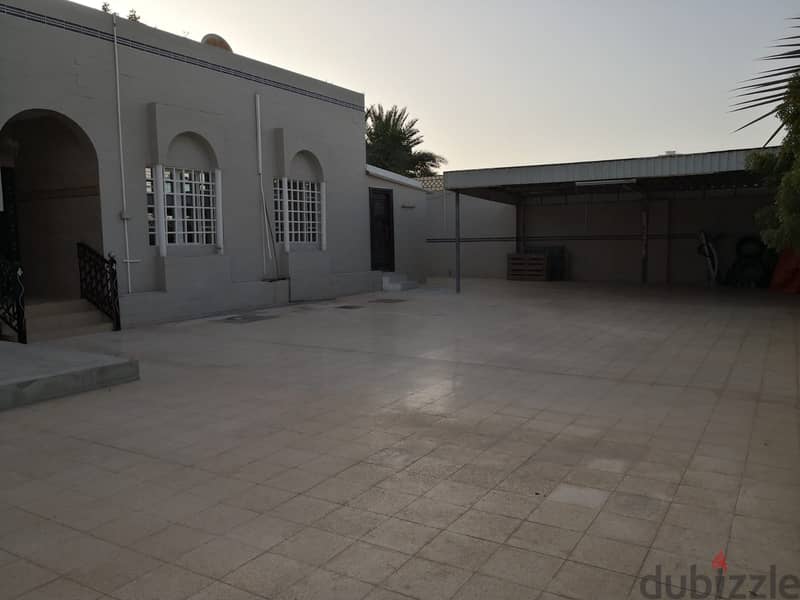 A nice 3+1 BHK big villa for sale in Al-Khoud near (Ash Shabab) Street 3