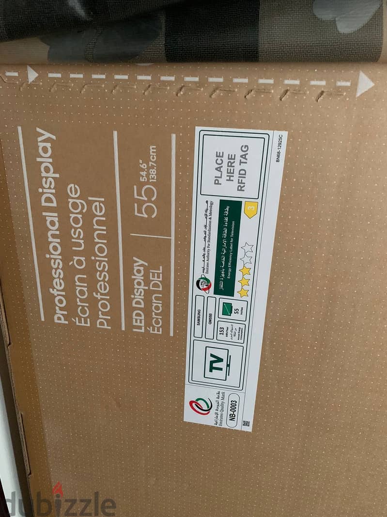 Professional LCD screen 55 inches new seel pack. 1