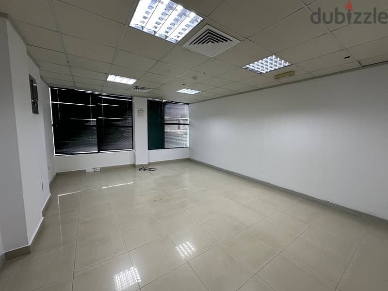 amazing office for rent in qourum 5