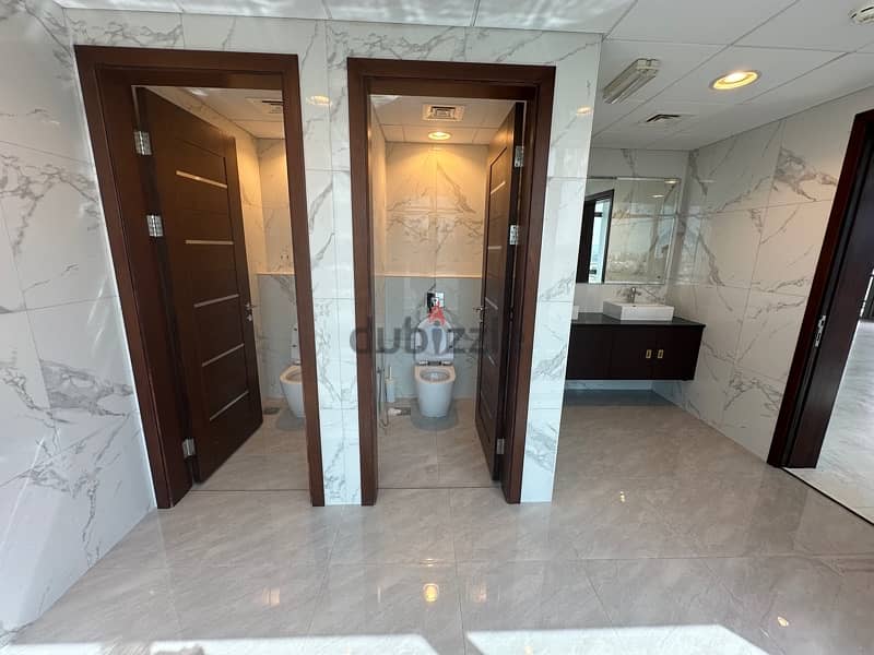 fabulous penthouse lounge for rent in almouj street 9