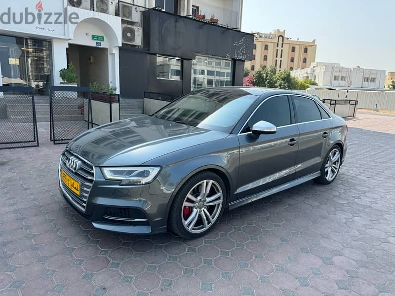 Audi S3 2019 from oman agency with full service history. Urgent sale! 1